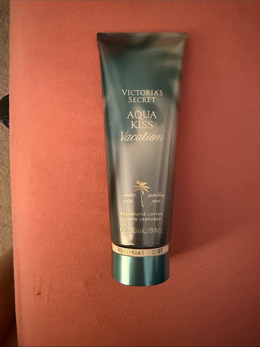 Victoria's Secret Aqua Kiss Vacation Fragrance Lotion